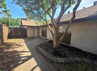 13439 Blossomheath Ln, Dallas, TX 75240