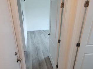 13160 Victory Blvd, Van Nuys, CA 91401