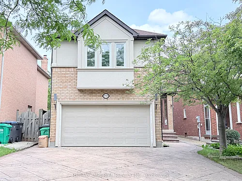 5735 Tayside Cres Photo 1