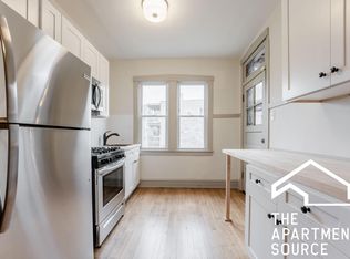 705 N Hamlin Ave #1F, Chicago, IL 60624