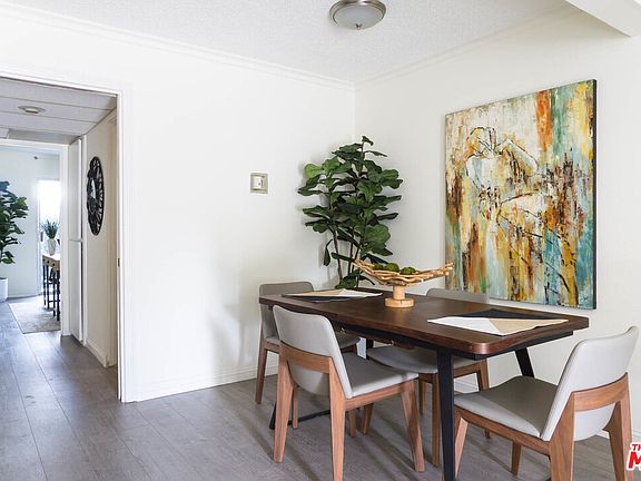 5th image of 497 El Molino Ave #104