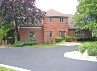 1979 Tait Circle Rd, Dayton, OH 45429