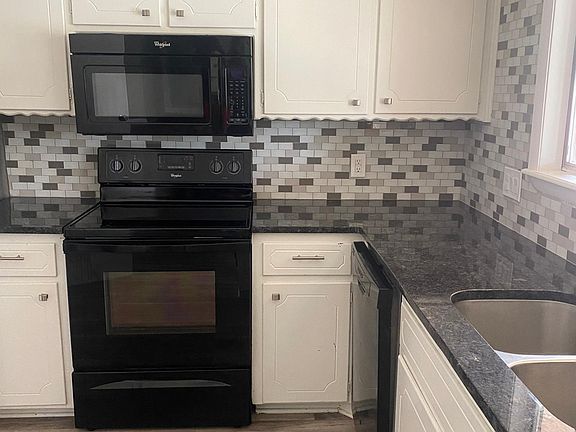 4th image of 1713 NW 70th St