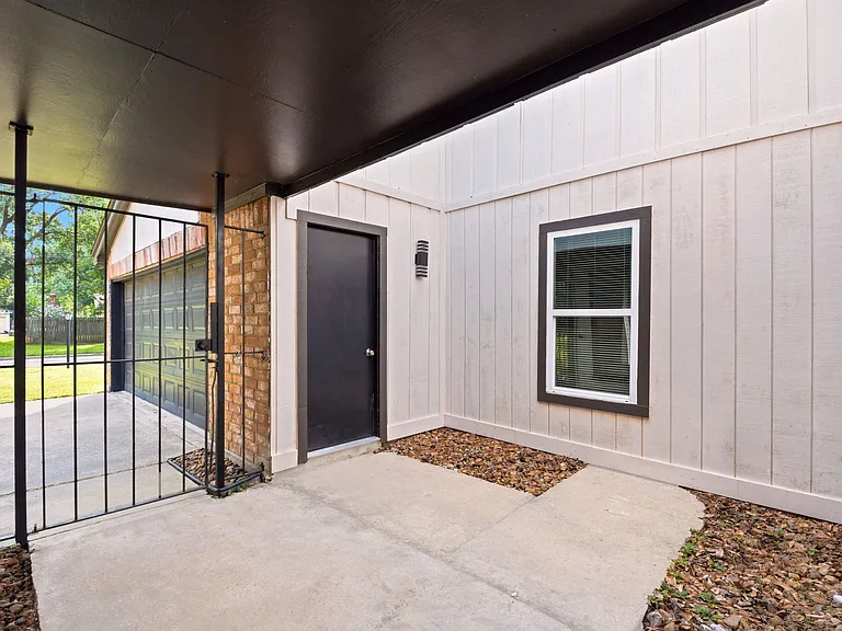 19407 Enchantford Ct — Photo 6
