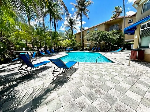 741 N Pine Island Rd #303 — Photo 19
