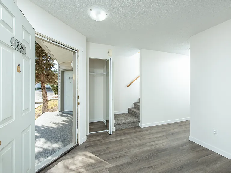 610 King St — Photo 30