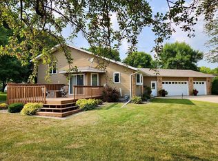 610 Adobe Cir, Marshall, MN 56258