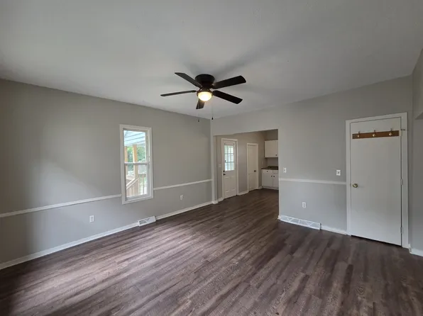 147 Indiana Ave SW, Grand Rapids, MI 49504