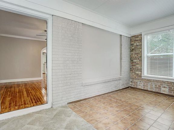 5th image of 606 Fairbanks St