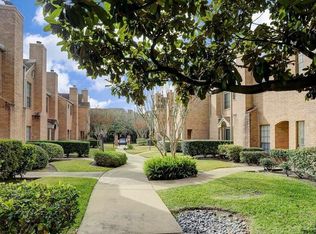 3200 Bellefontaine St #3, Houston, TX 77025
