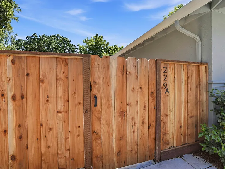 229 Steven Cir — Photo 13