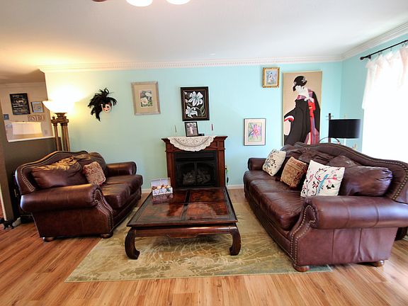 4th image of 114 Honolulu Ct