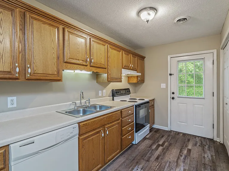 (ACHTK) Boyds Creek Highway (4 Units) - 2318 — Photo 7
