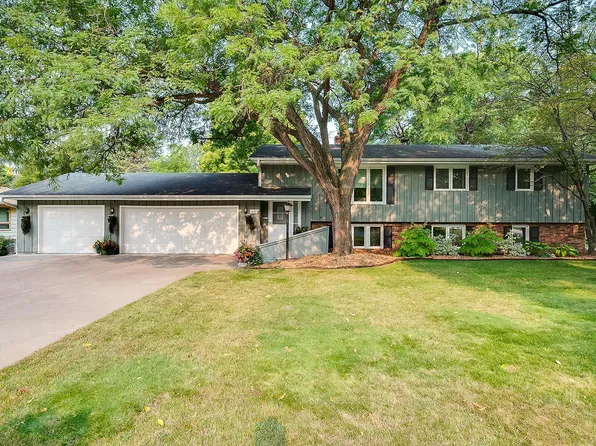 10100 Harrison Rd, Bloomington, MN 55437