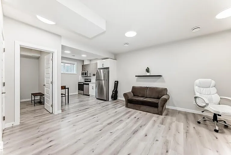 6536 Chappelle Vis SW #BASEMENT — Photo 3