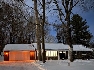 2515 Shadyview Ln N, Plymouth, MN 55447