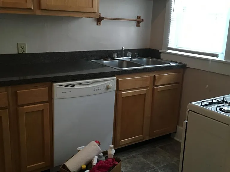 1228 Barret Ave #2 — Photo 7