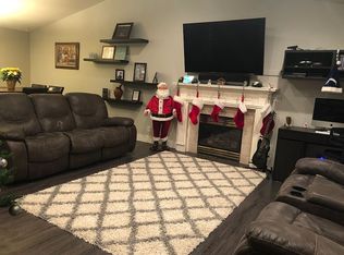 1221 33rd Pl, Forest Grove, OR 97116