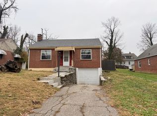 3958 Standish Ave, Cincinnati, OH