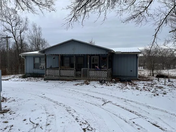 1025 SW 401st Rd, Chilhowee, MO 64733