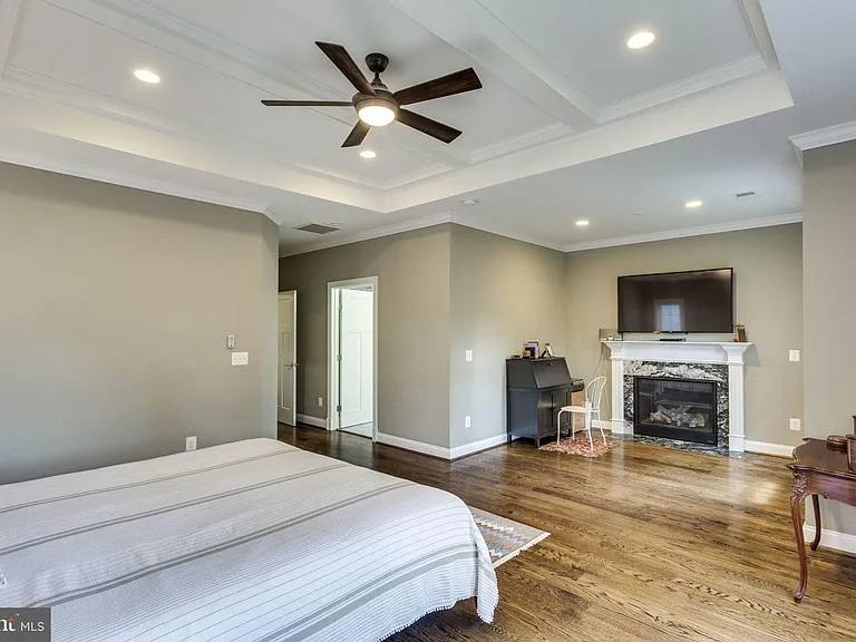 312 Pine St — Photo 11