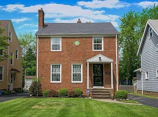 2196 Barrington Rd, University Heights, OH 44118