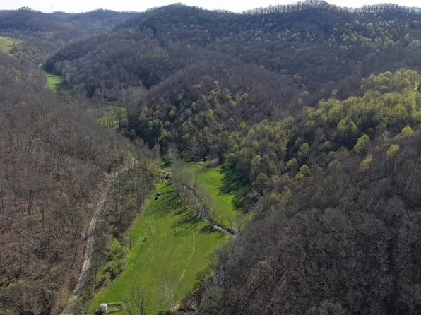 134 Spirit Whispers Ln, Coxs Mills, WV 26342