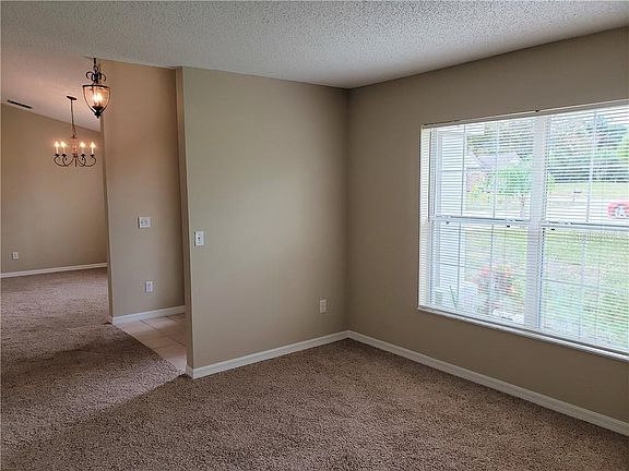 2nd image of 1279 Humphrey Blvd