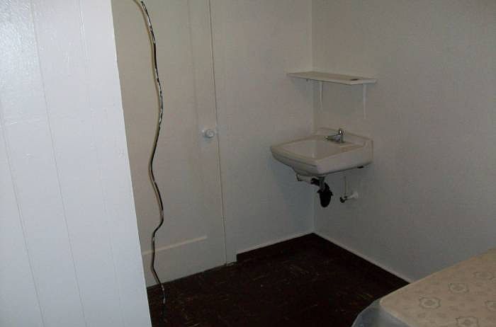 2nd image of 1325 Nuuanu Ave APT 317