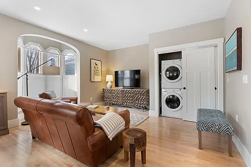 13 Lewis St #1 Photo 1
