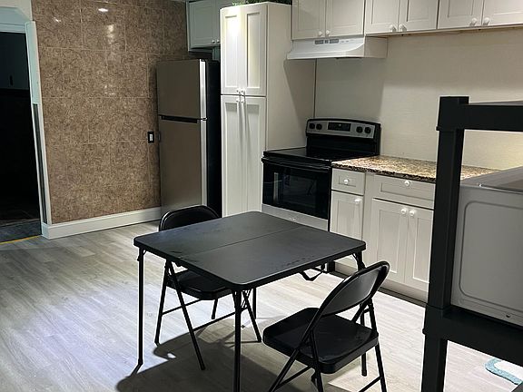 Spacious kitchen