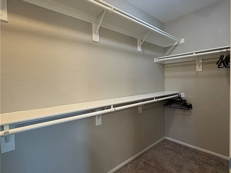 43 Heathrow Lake Ave — Photo 37