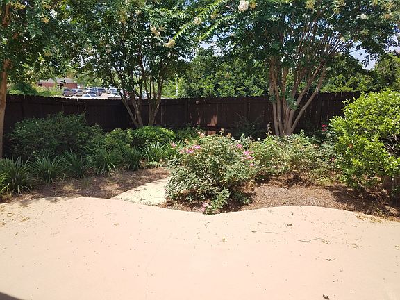4th image of 4707 Mitford Cir