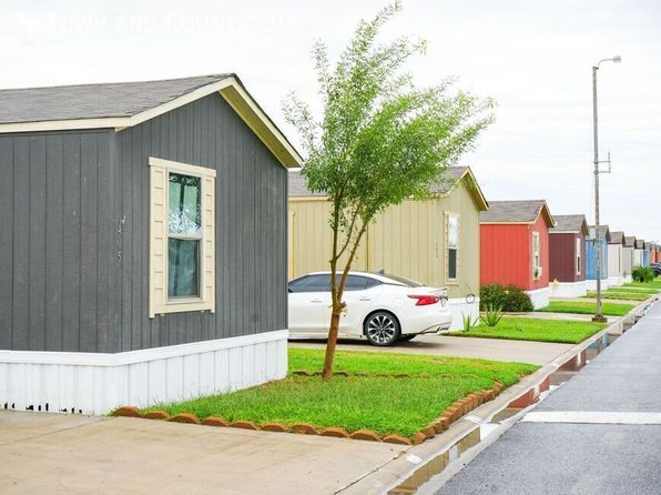 96 Town And Country Dr