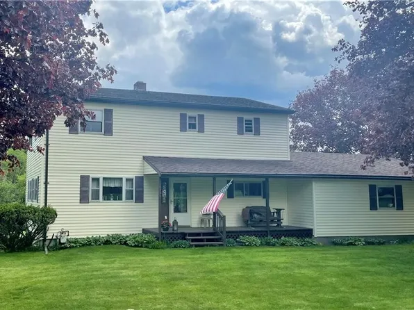 6946 Twin Valley Ter, Almond, NY 14804