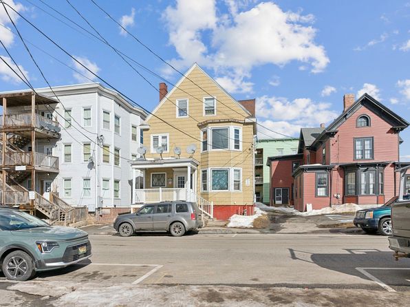 lewiston-maine-448098758 picture