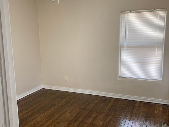 5th image of 118 E Central Ave