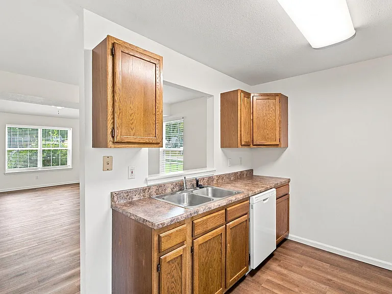 3518 Prescott Dr — Photo 10
