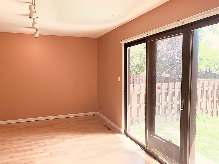 63 Covington Dr — Photo 9