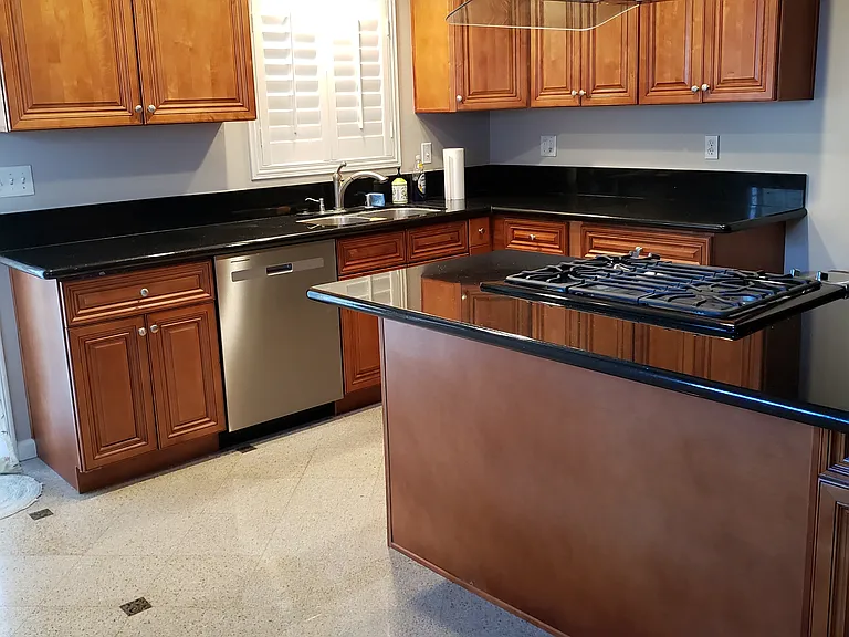 212 Adlena Dr — Photo 3