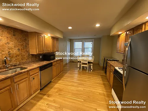 38 Mount Vernon St #2 Photo 1