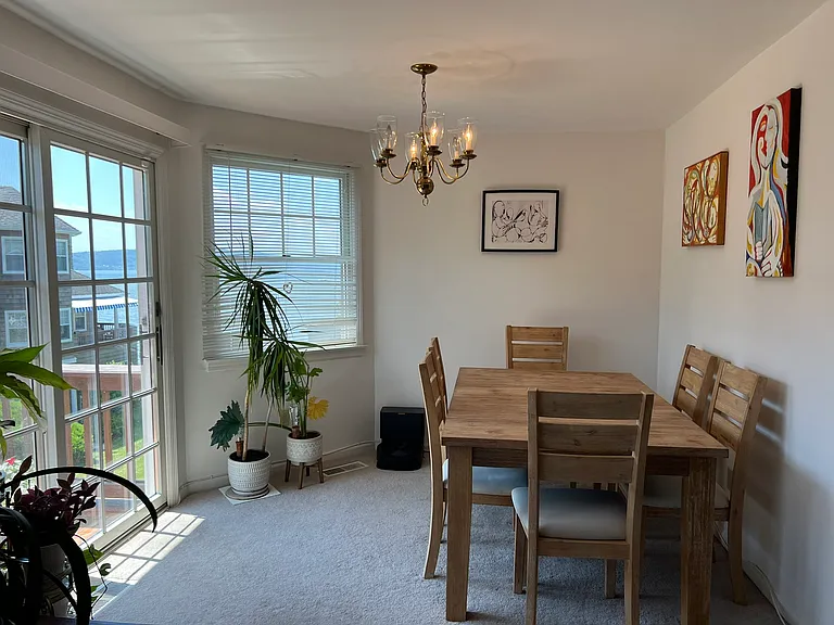 517 Half Moon Bay Dr — Photo 5