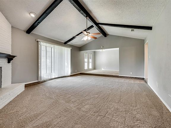 3rd image of 1035 Hunters Creek Dr