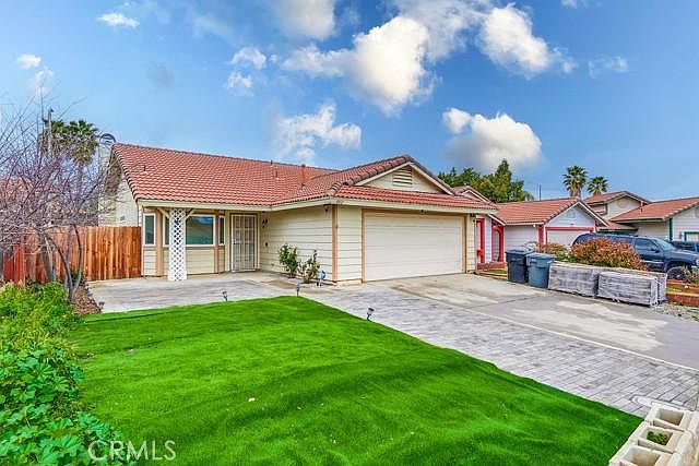 1st image of 1812 Eucalyptus St