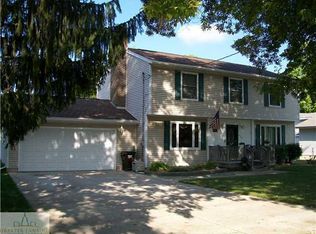 1711 N Willow Hwy, Lansing, MI 48917