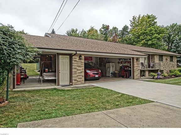 2nd image of 32470 Miller Ave