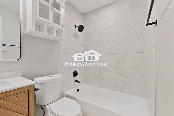 1408 Seely St — Photo 44