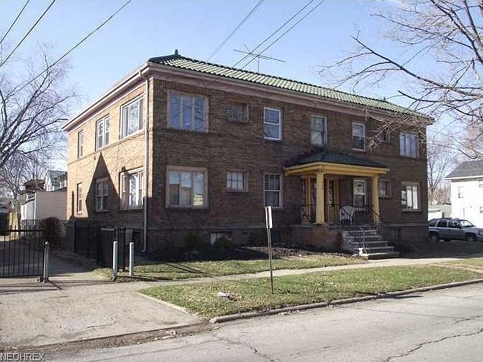1st image of 1239/1241 W 5th St