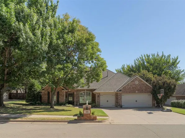 100 N Crosstimber Trl, Edmond, OK 73034