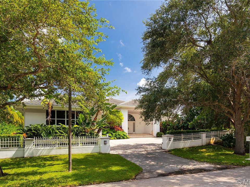 1st image of 7051 Mira Flores Ave